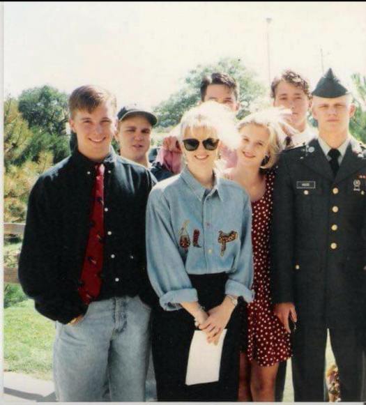 30739729_10212654012759490_8009836676706729984_n