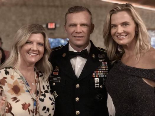 42918288_10213715117086435_5393899798975741952_n